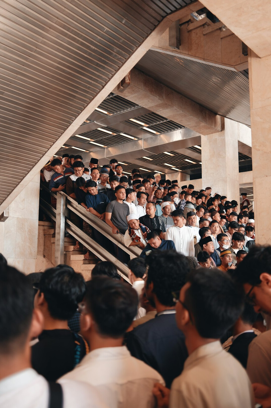 crowd of people discussing